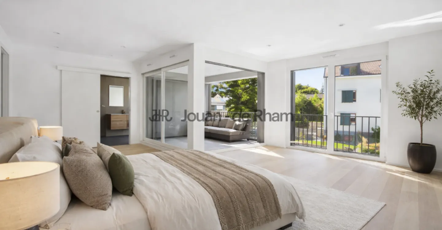 Exclusive: Triplex Apartment with 4/5 Bedrooms Near Collège du Léman - Photo 5 of 9