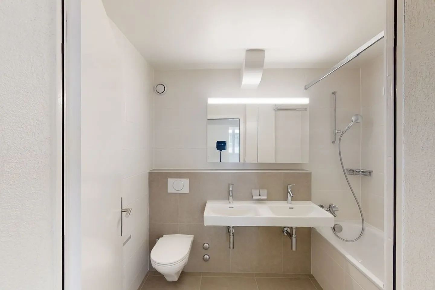 4-room apartment for rent - Photo 8 of 12