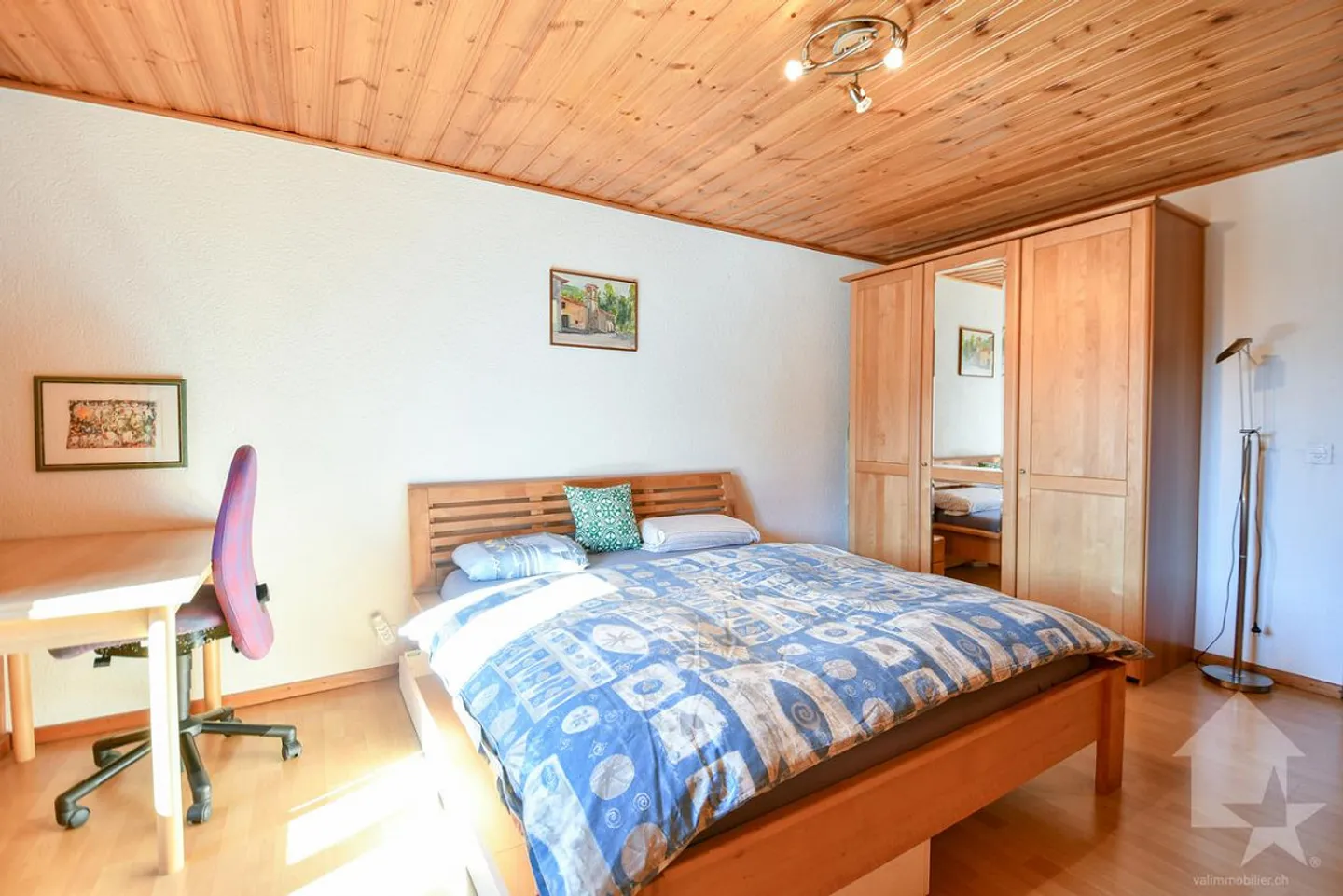 Spacious 4.5-room apartment in the heart of Saxon - Photo 5 of 13