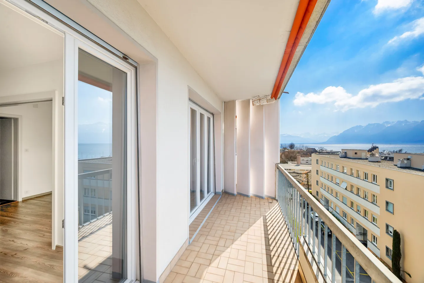Appartamento vicino alle rive del Lago di Ginevra - Foto 3 di 13