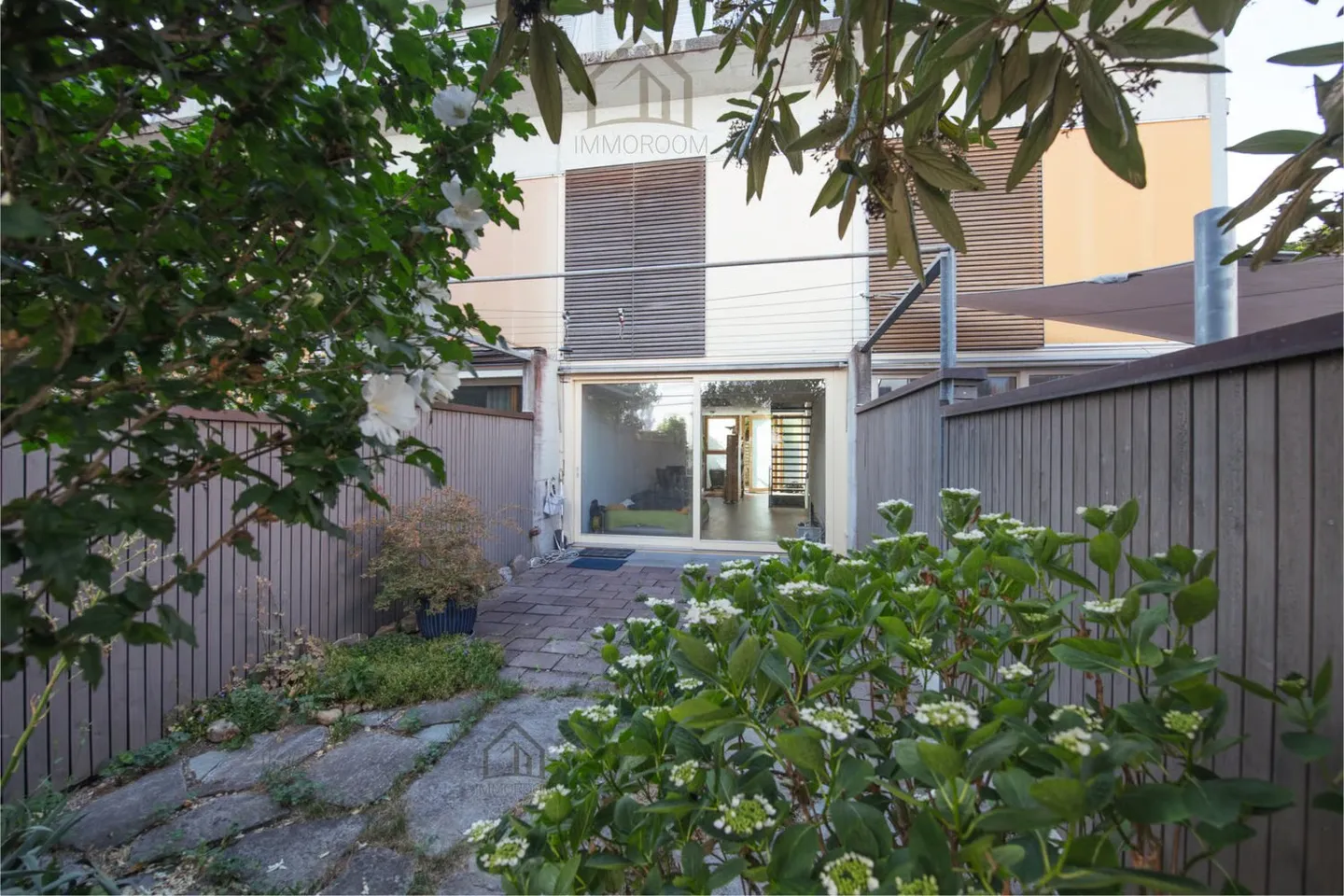 Attractive Row House in Preferred Residential Area - Photo 4 of 17