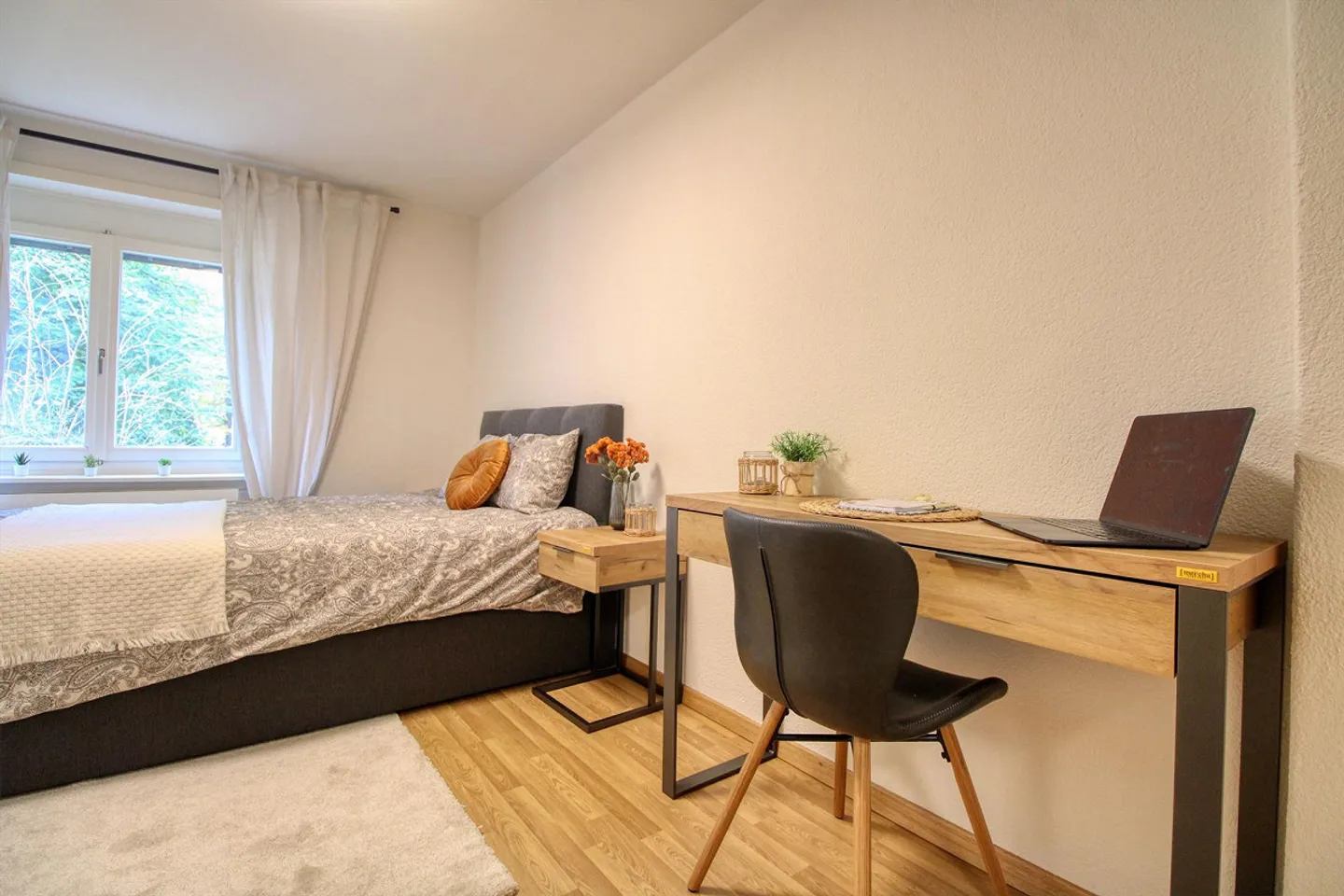 Coliving confortevole nel dinamico quartiere di Altstetten a Zurigo - Foto 1 di 20