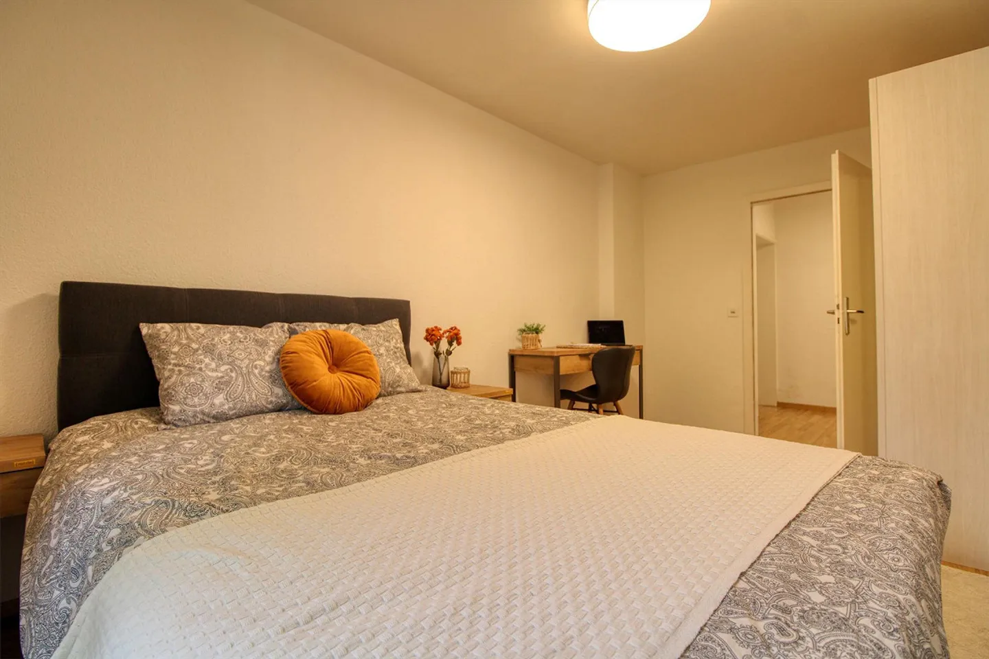 Coliving confortevole nel dinamico quartiere di Altstetten a Zurigo - Foto 2 di 20