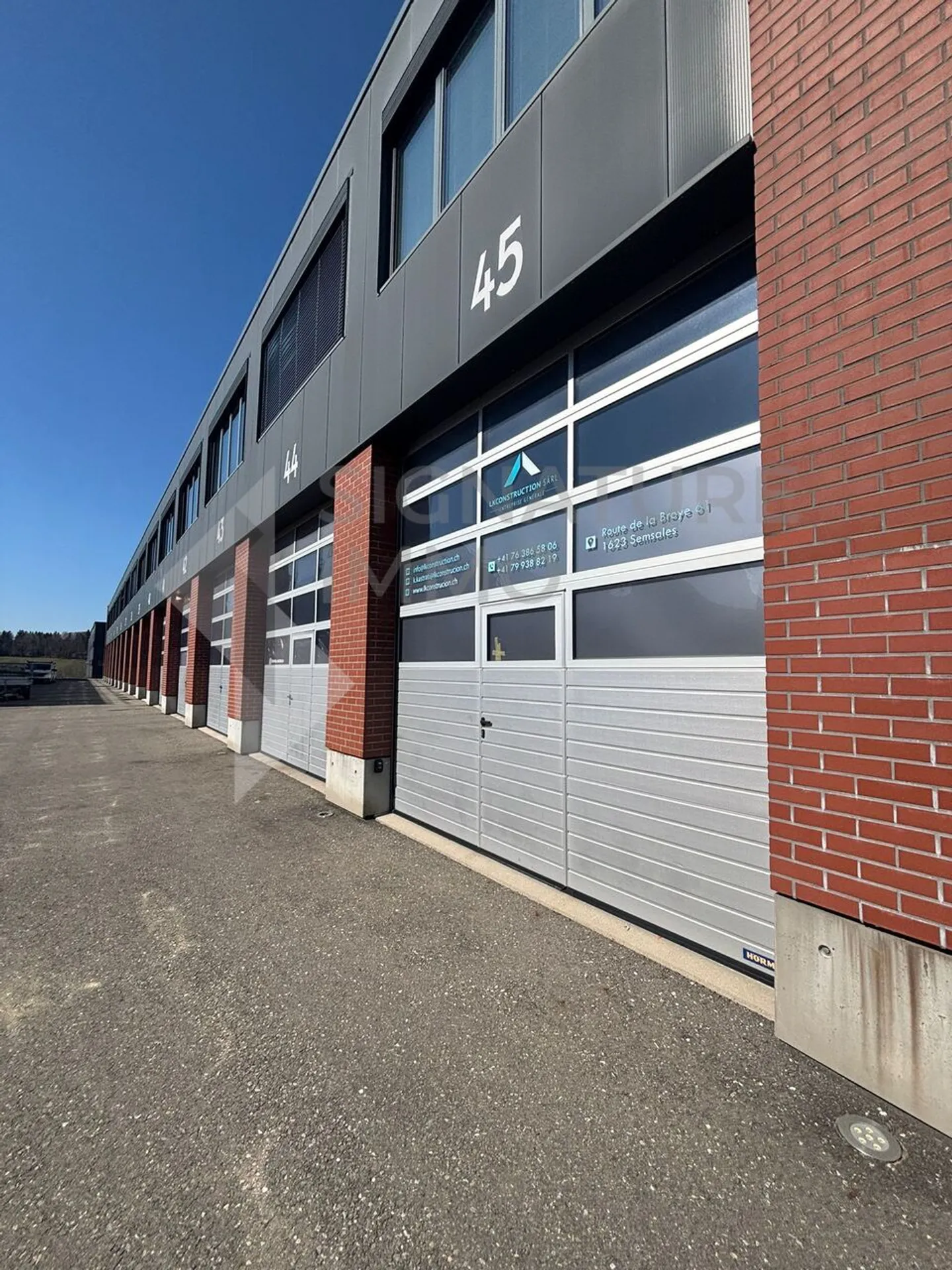 À vendre : Espace pro 140 m² : atelier, bureaux, mezzanine - Foto 1 di 11