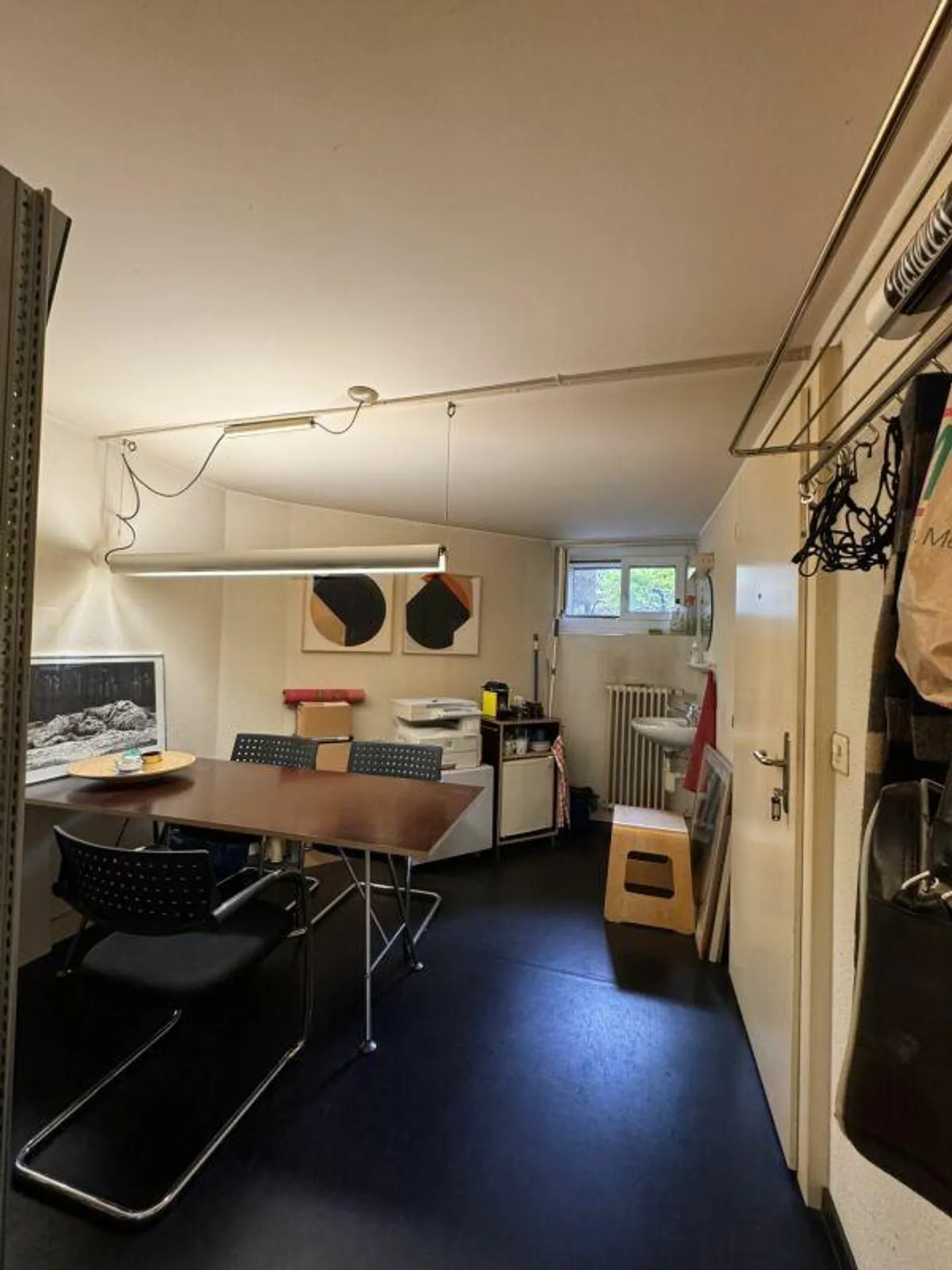 Office Space - Photo 6 of 7