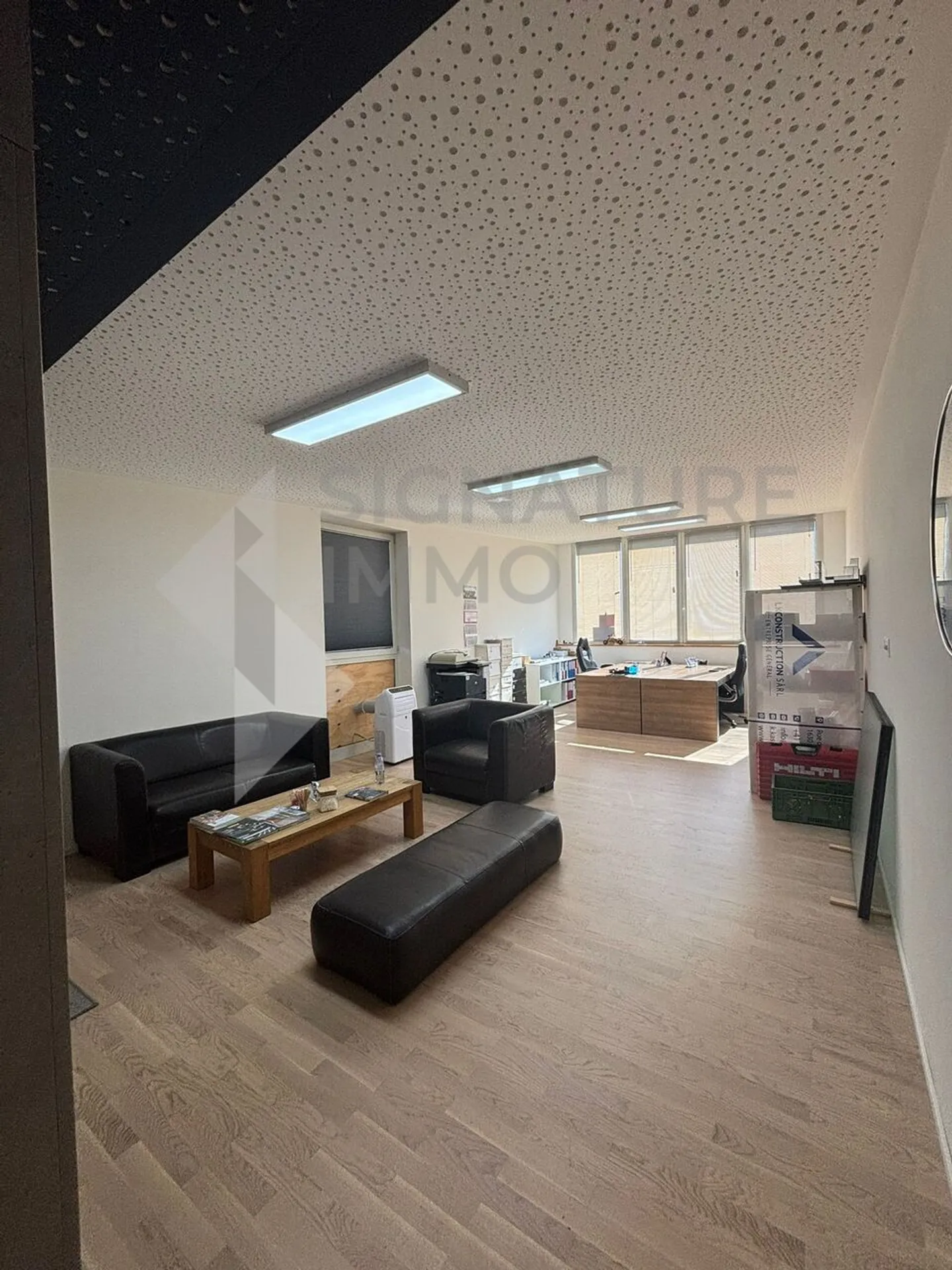 À vendre : Espace pro 140 m² : atelier, bureaux, mezzanine - Foto 10 di 11