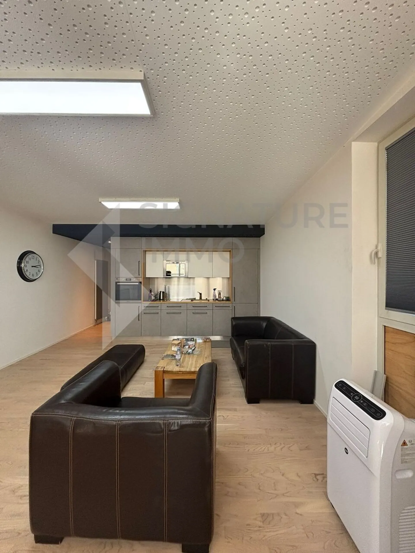 À vendre : Espace pro 140 m² : atelier, bureaux, mezzanine - Foto 7 di 11