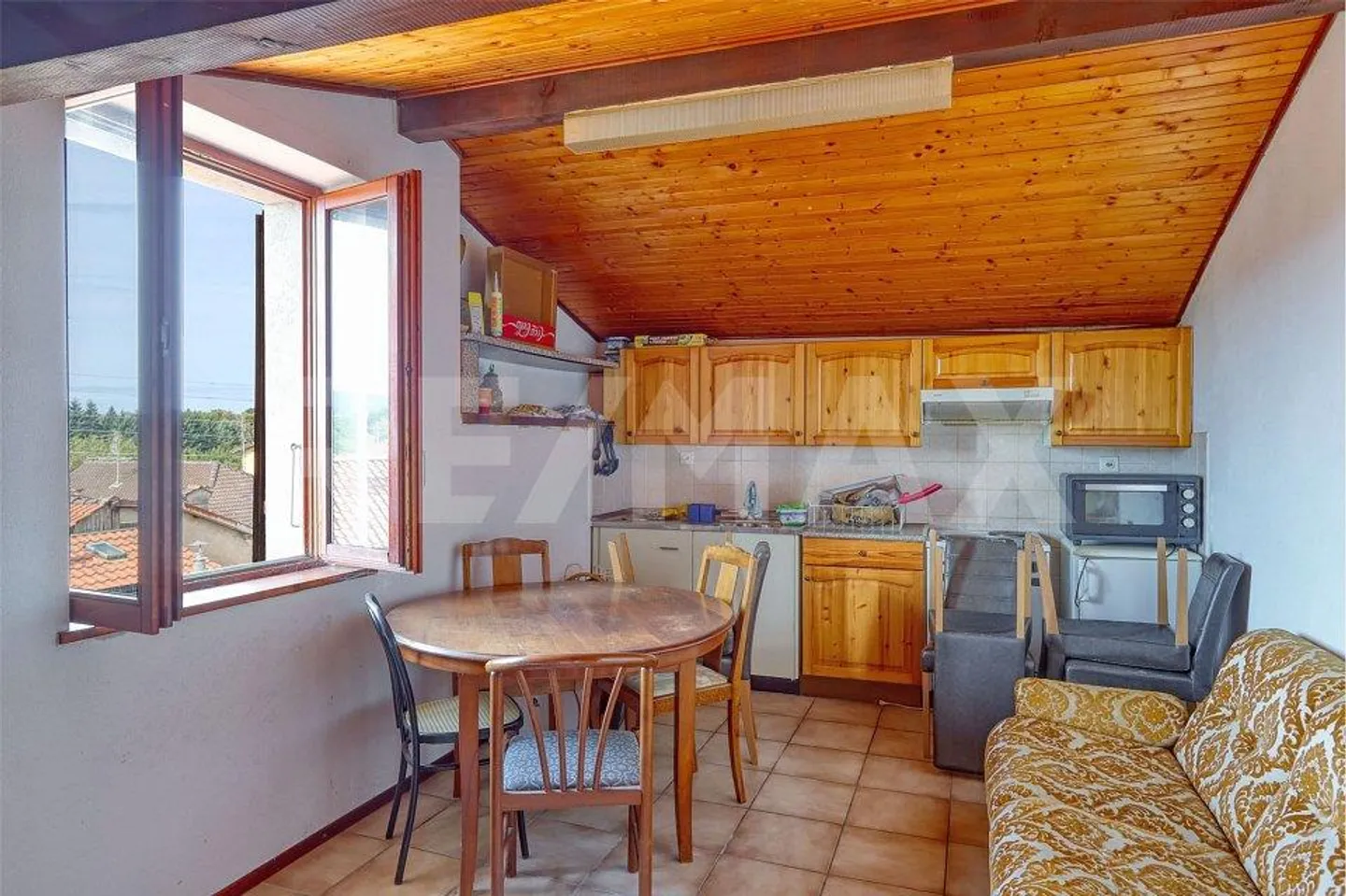 Trois appartements et une ancienne taverne, entre élégance historique et chaleur - Photo 10 sur 13