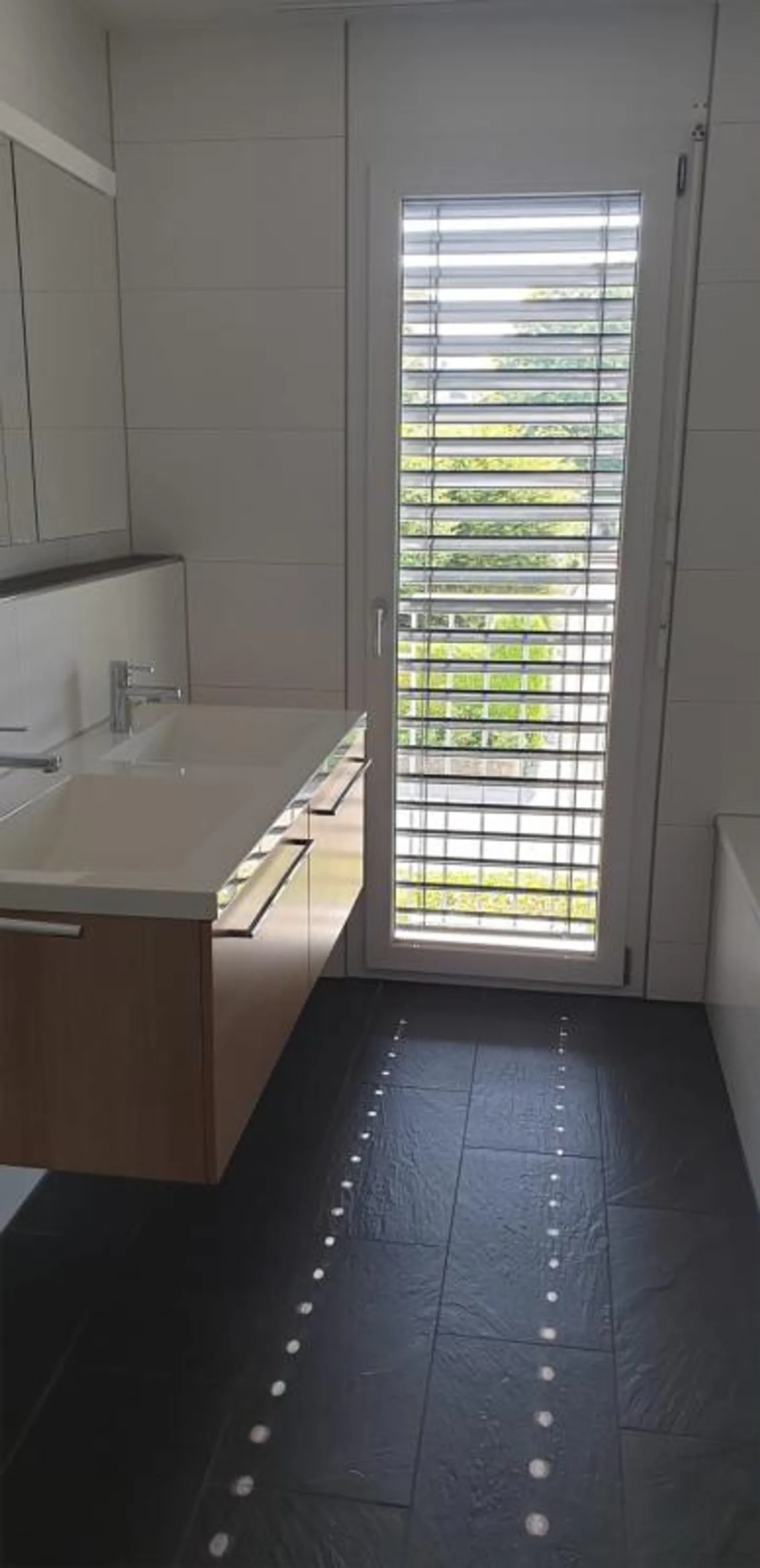 Appartement spacieux dans un quartier calme - Photo 3 sur 6