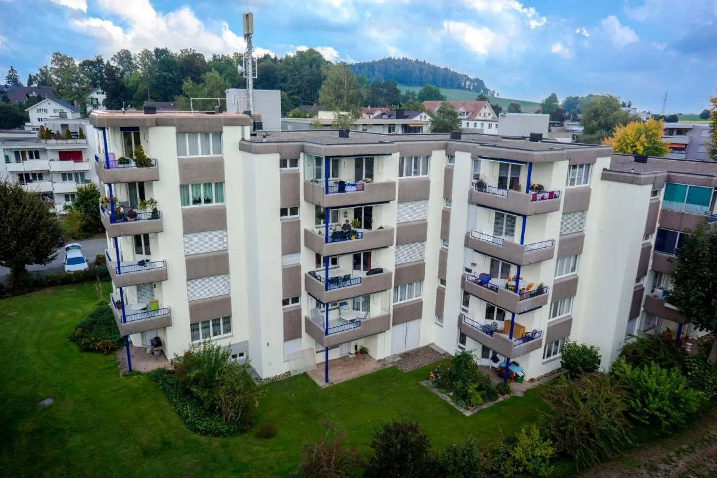 Charmante 4.5 Zimmer Wohnung - Foto 1 von 11