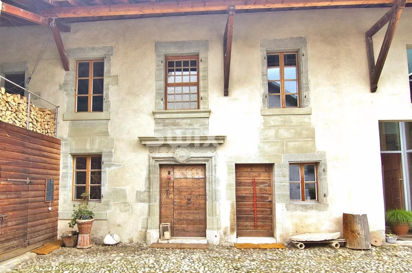 In the heart of the village historic house - Photo 6 of 9