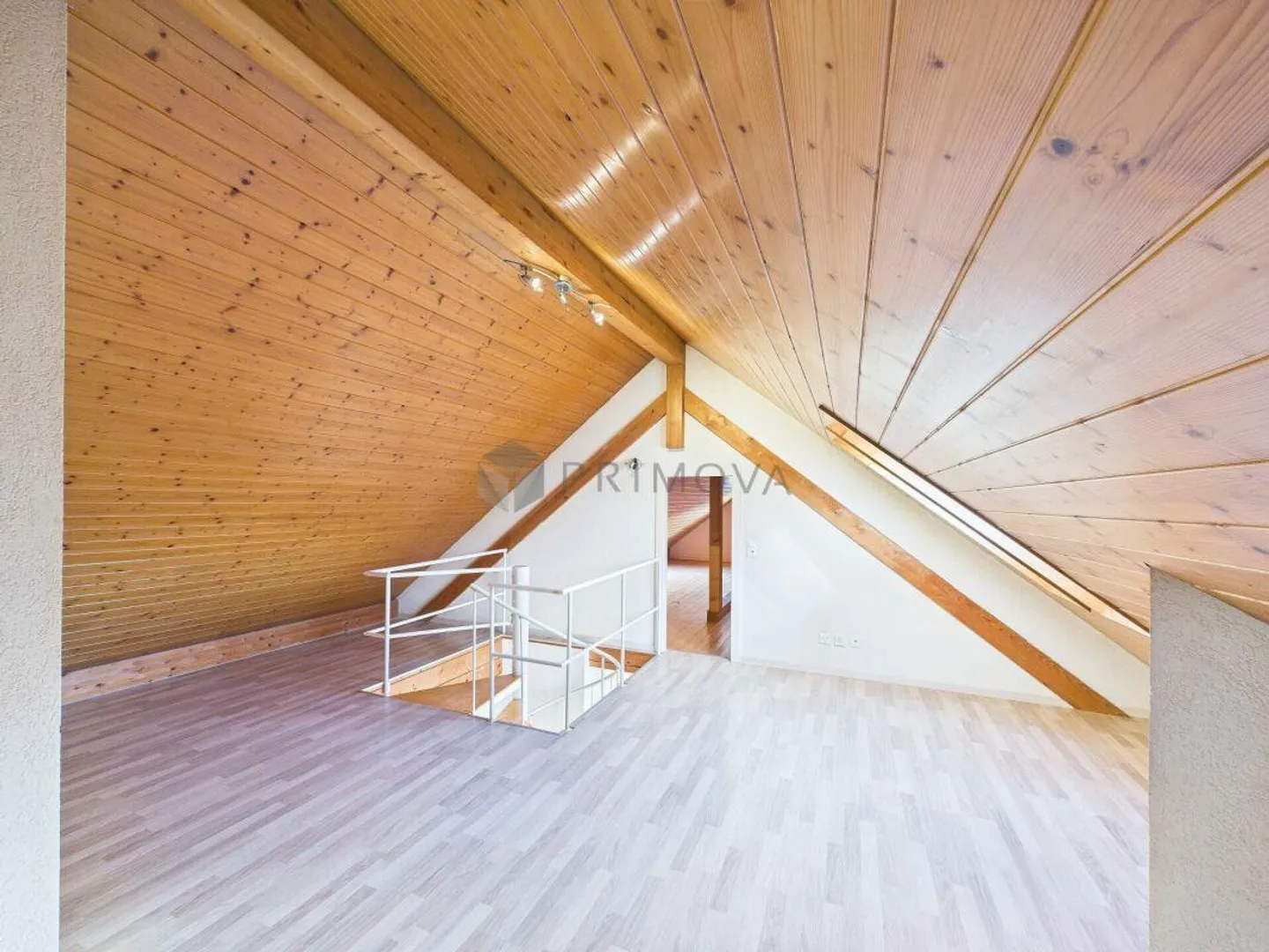 Ampia Maisonette da sogno cerca un nuovo proprietario! - Foto 9 di 10