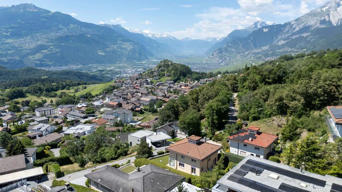 Hervorragende außergewöhnliche Villa - Panoramablick - Foto 13 von 13