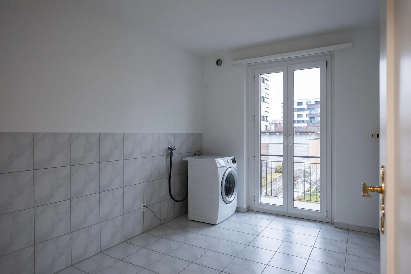 6-room apartment suitable for a practice room with separate WC/shower - Photo 14 of 15