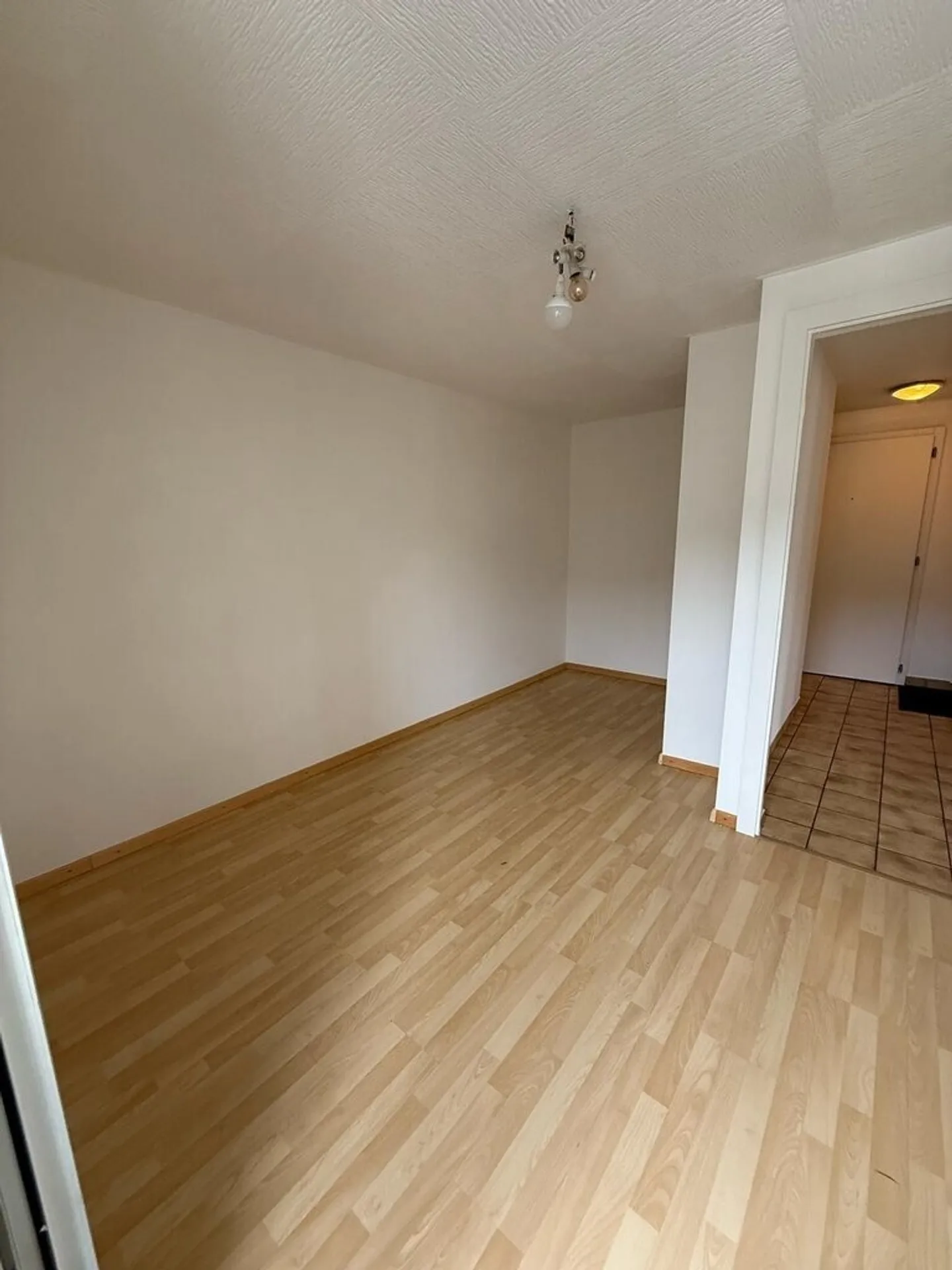 Zu ergreifen! Wunderschöne Wohnung im Herzen von Chippis! - Foto 6 von 7