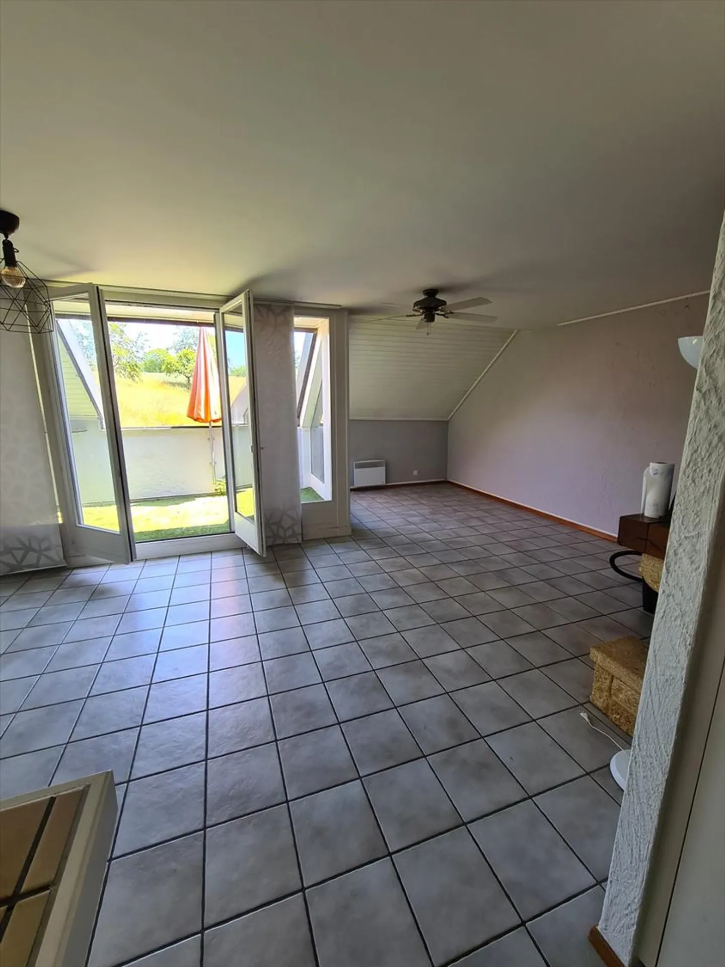 3.5-room apartment on the 1st floor with charm - Photo 3 of 7