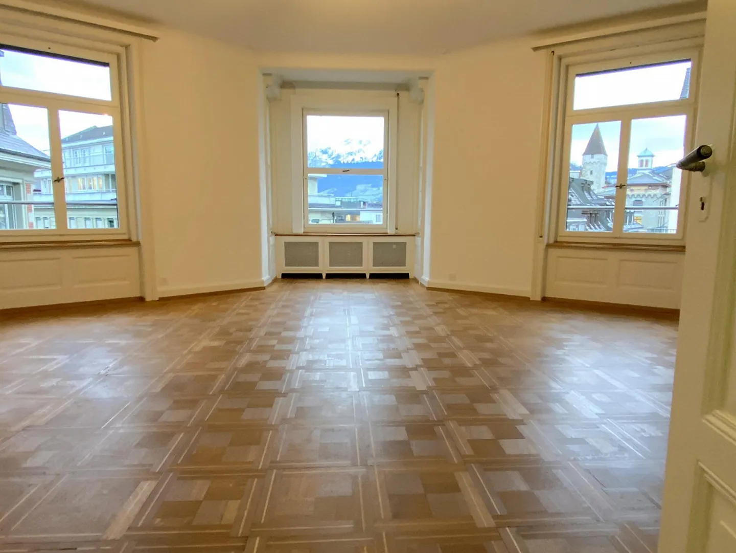 Charmante Wohnung in Luzern - Foto 2 von 13