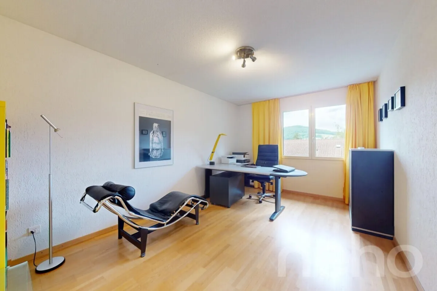 Stilvolle Maisonettewohnung mit Panoramablick und Sonnenterrasse - Foto 4 von 11