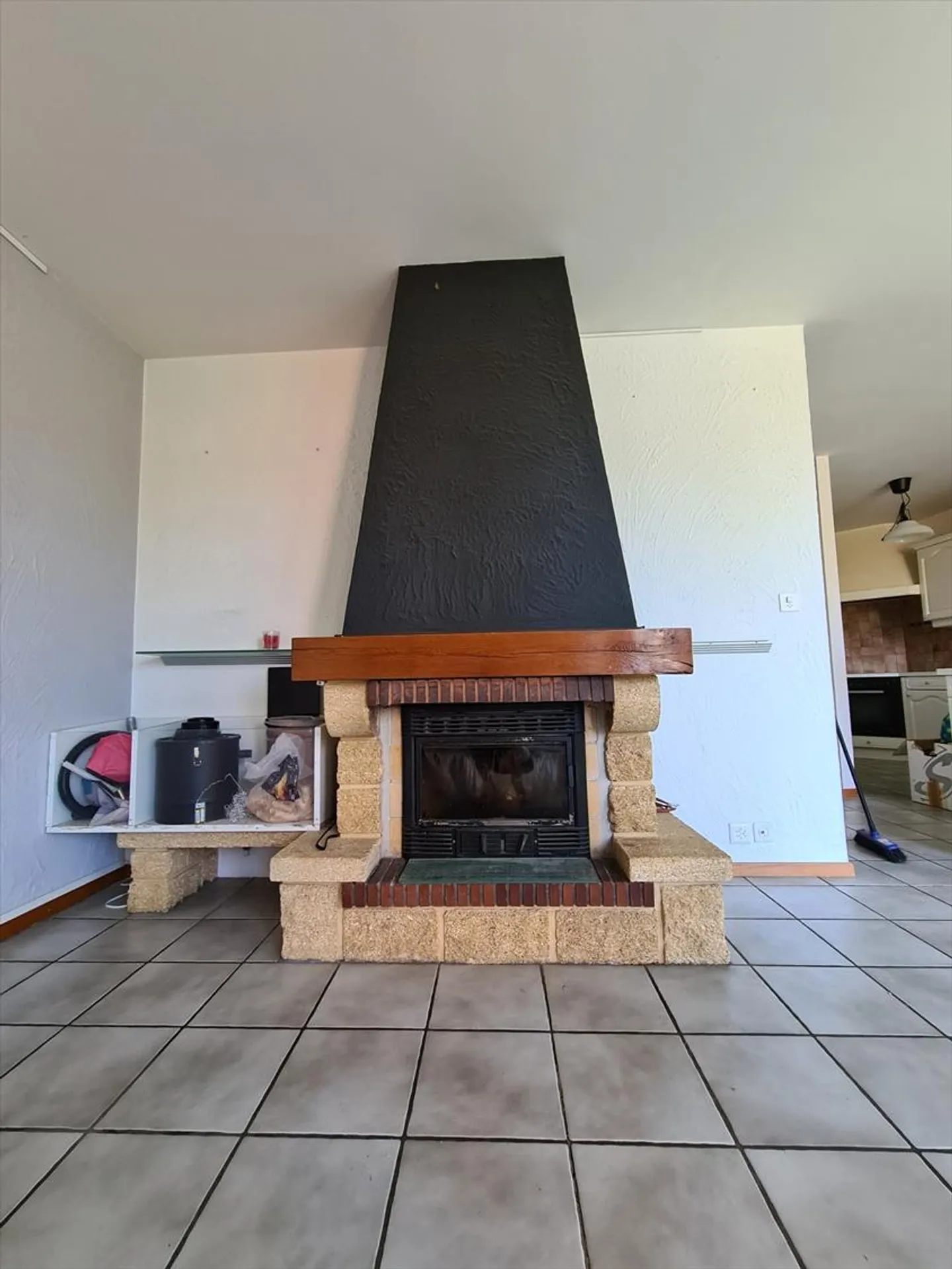 3.5-room apartment on the 1st floor with charm - Photo 4 of 7