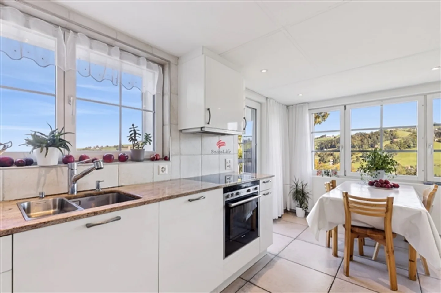 Un gioiello nel mezzo del paesaggio collinare di Appenzell - Foto 7 di 15