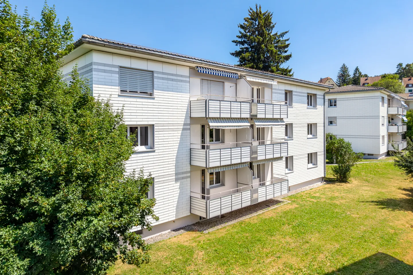 Renovierte Wohnung in Adliswil - Foto 1 von 12