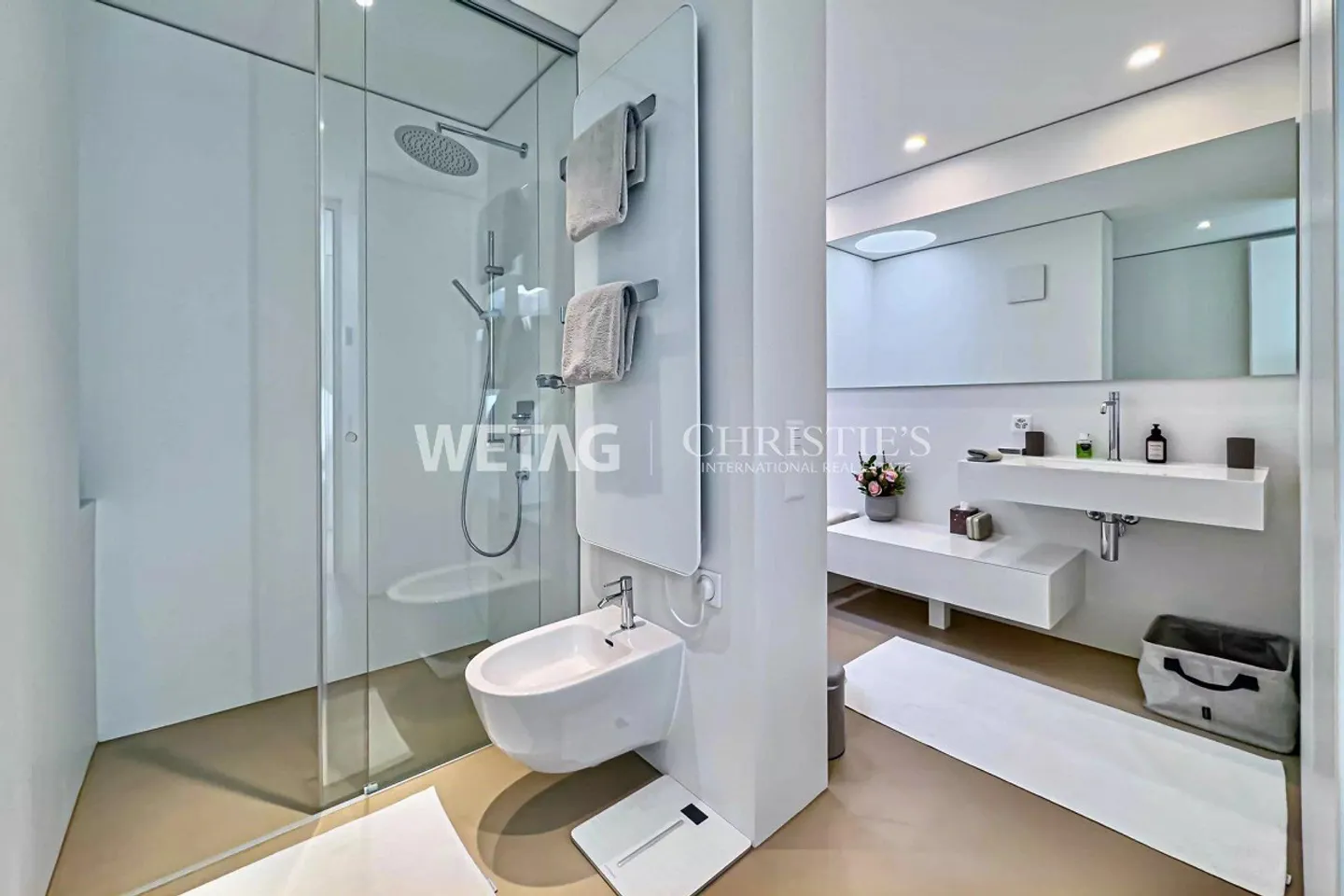 Collina d'Oro-Gentilino: élégante villa en terrasse avec jardin privé à vendre - Photo 7 sur 10