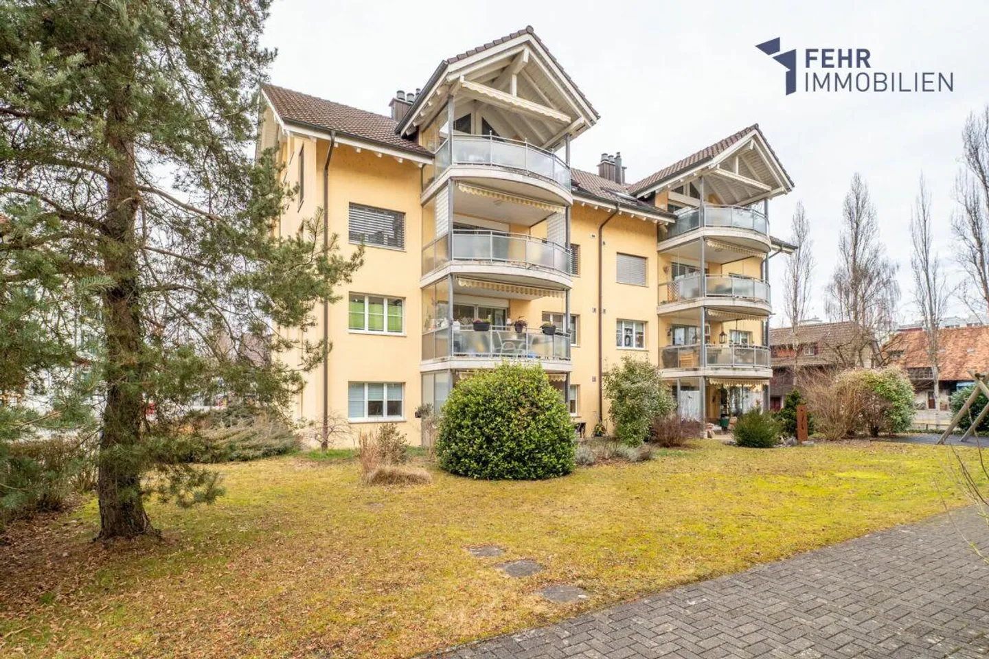 Fehr Immobiliare - Appartamento giardino 4½ locali in posizione centrale - Foto 12 di 13