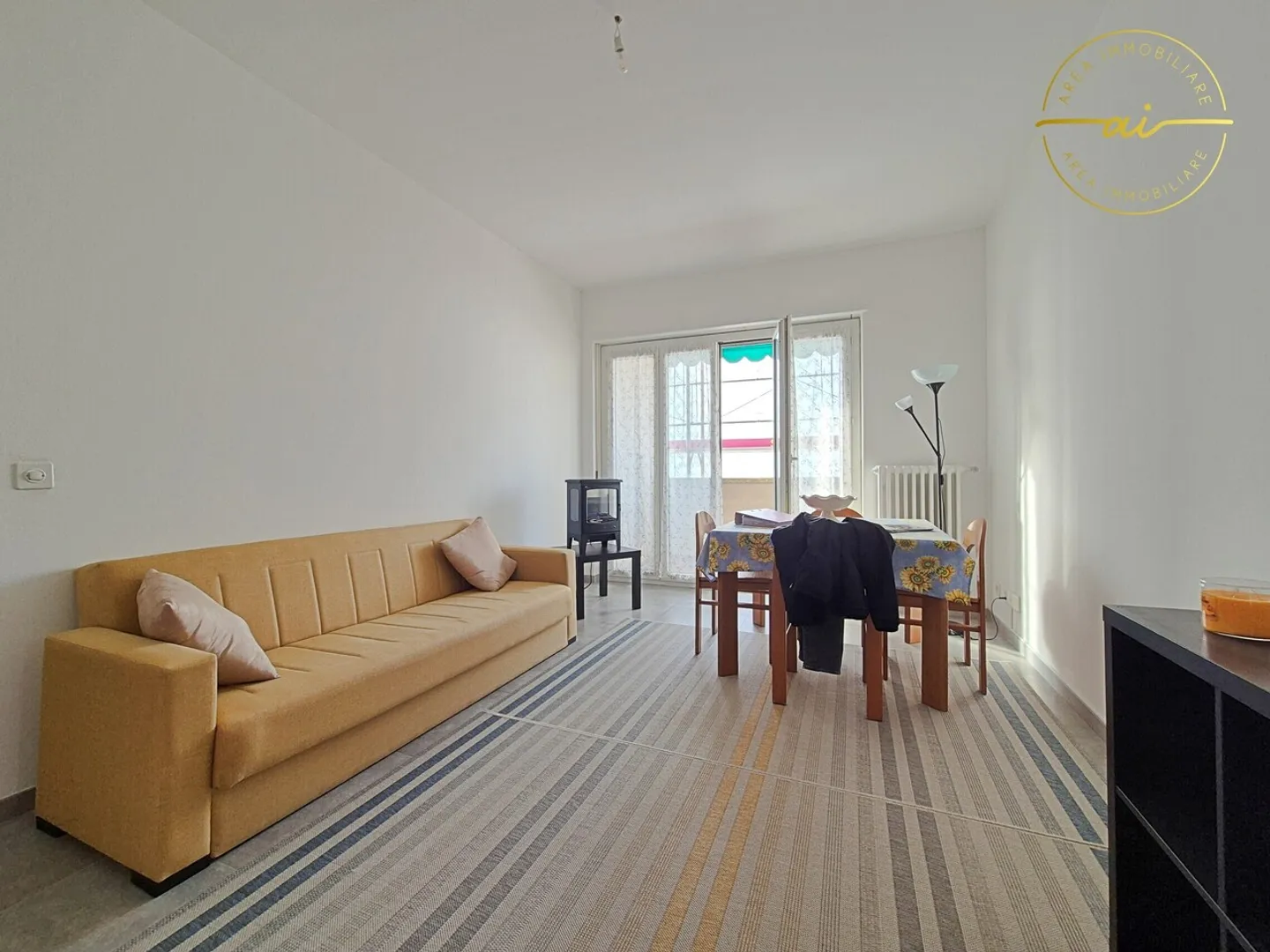 Praktische 2,5-Zimmer-Wohnung in zentraler Lage - Foto 3 von 6