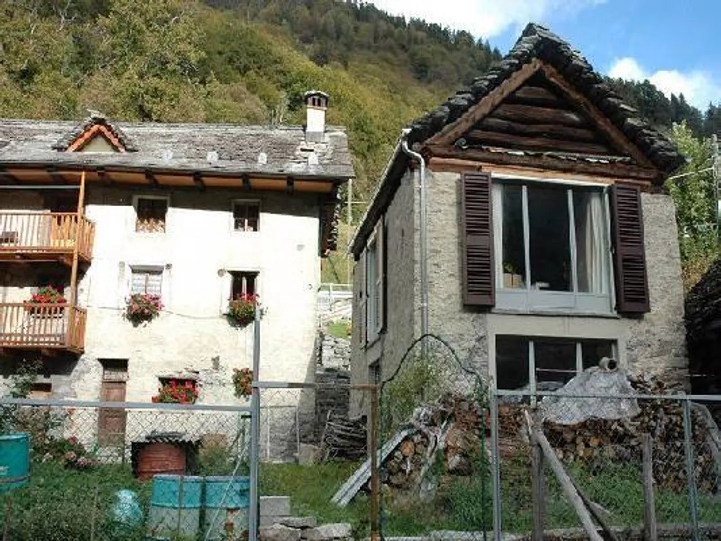 Casa 3 1/2 locali con molto spazio circostante - Foto 1 di 7