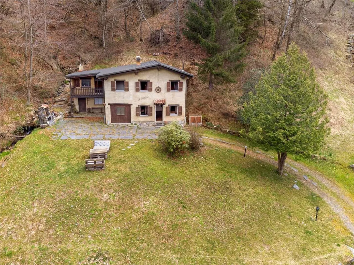 Rustico de conte de fées à Bogno (Val Colla-Lugano) - Photo 6 sur 13