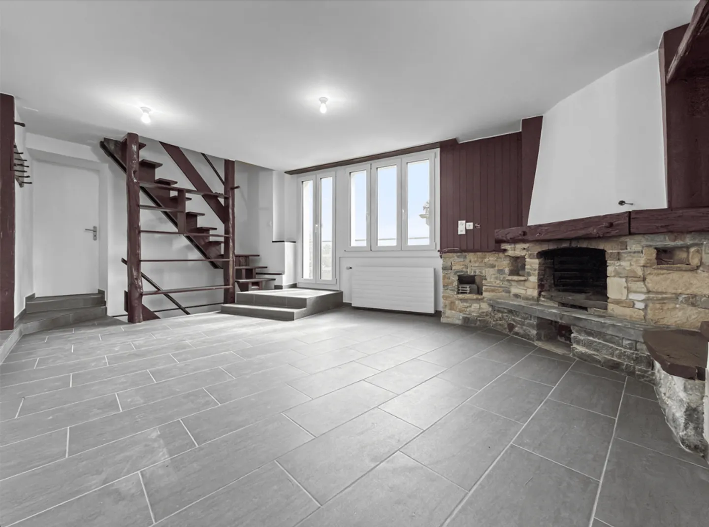 Maison individuelle rénovée en 2025 avec incroyable vue ! - Photo 6 sur 13