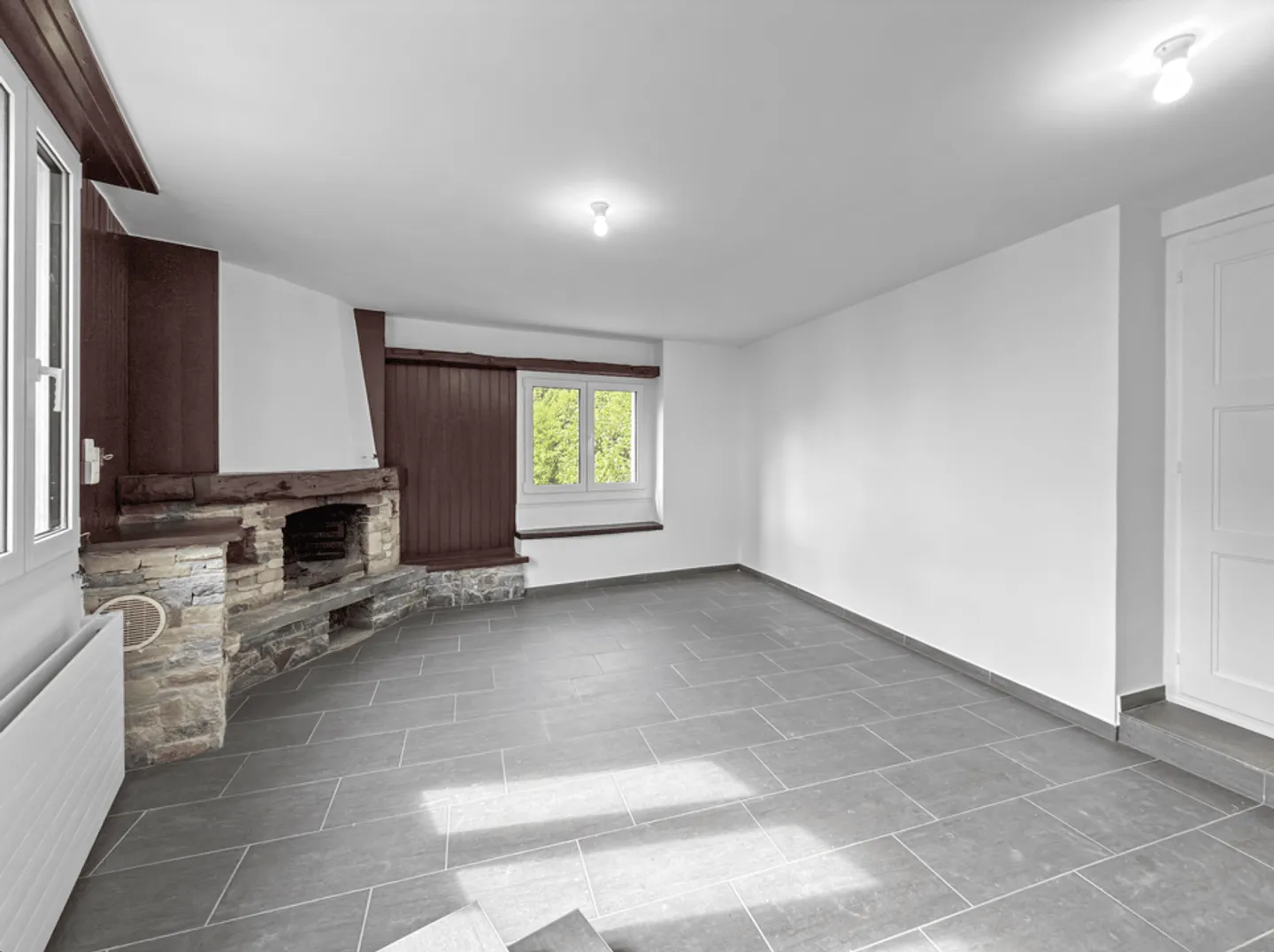 Maison individuelle rénovée en 2025 avec incroyable vue ! - Photo 7 sur 13