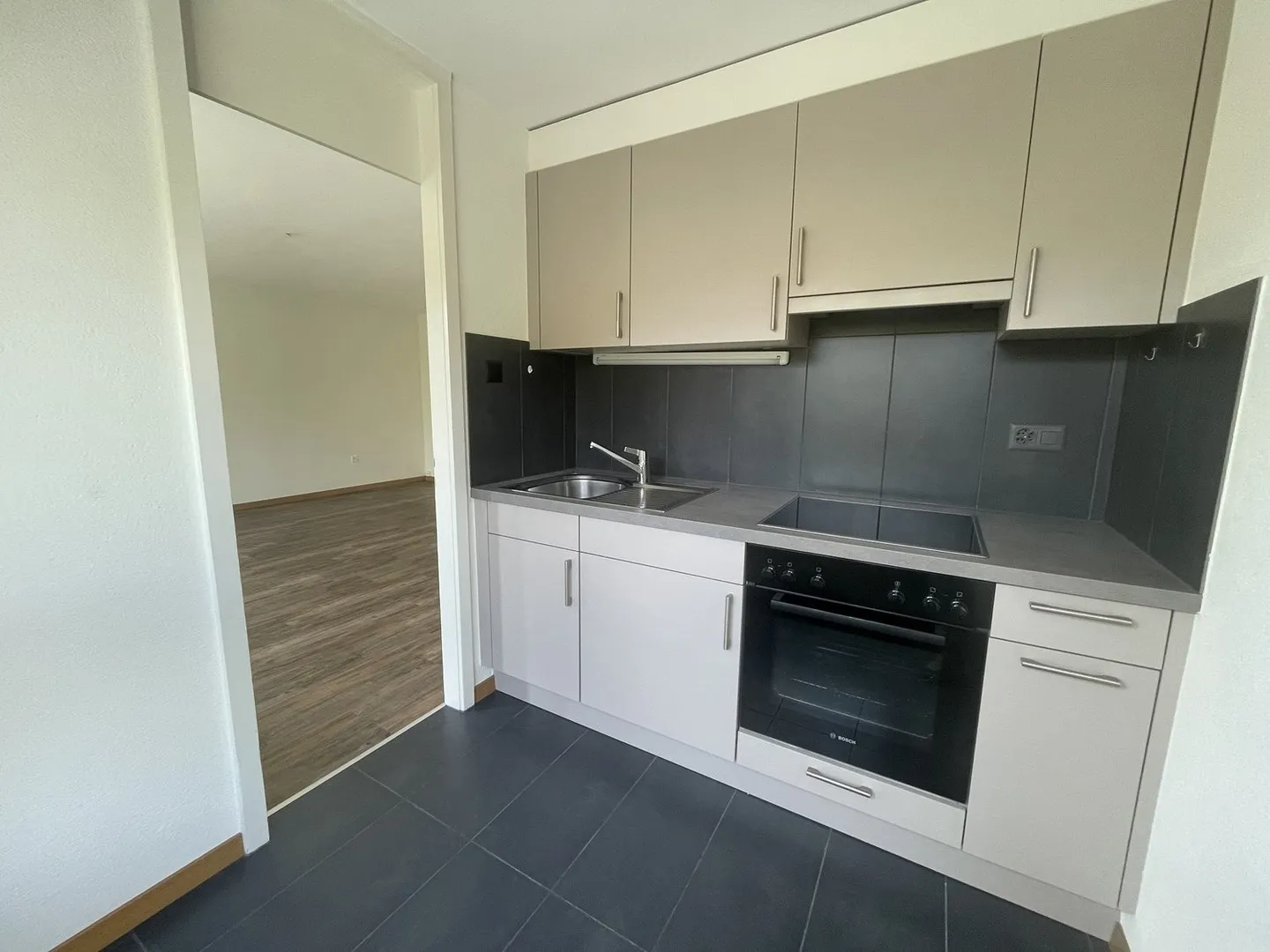 2 ROOMS WITH OUTDOOR PARKING SPACE - Photo 1 of 6