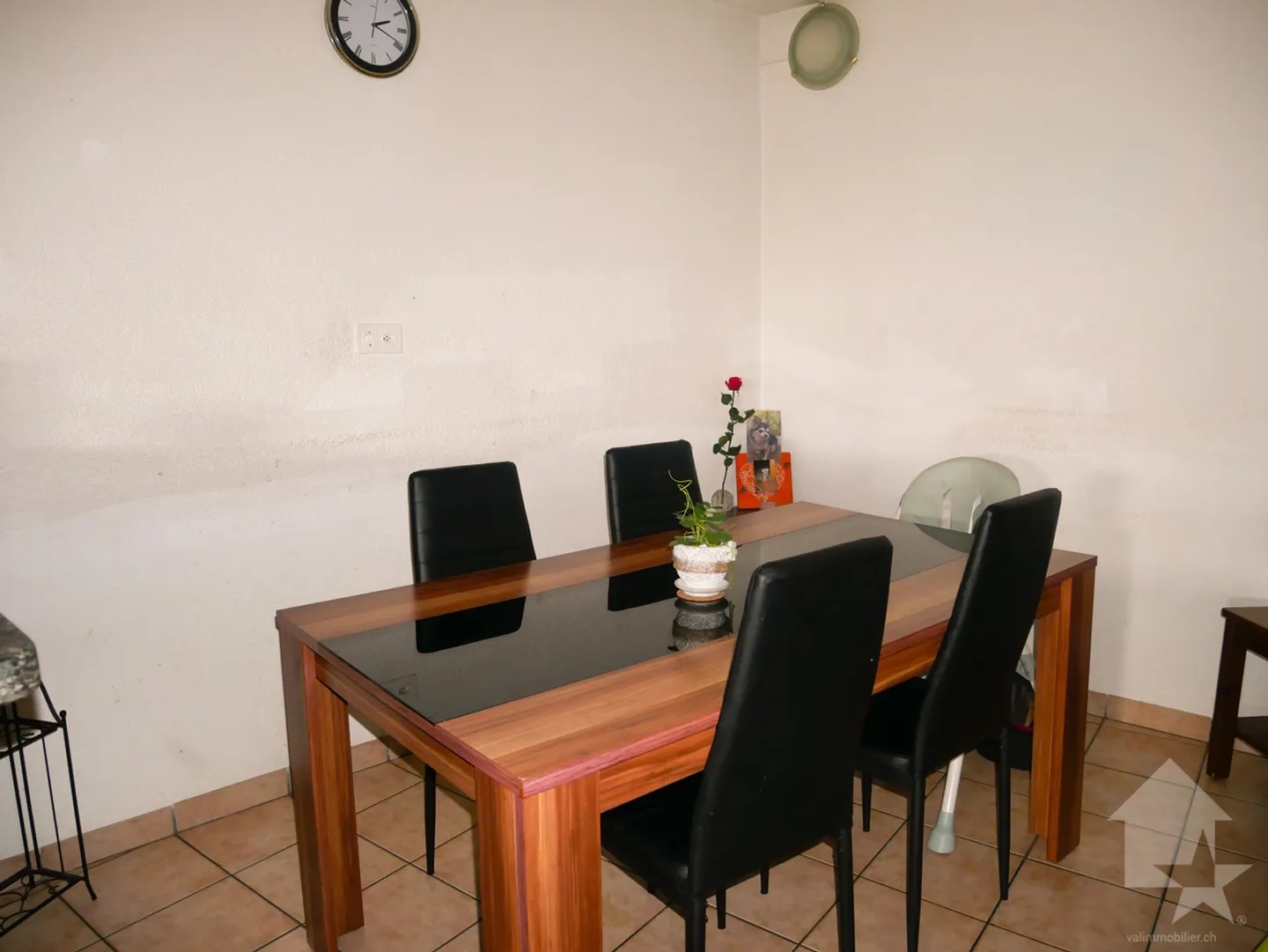 Geräumiges Dorfhaus mit 7,5 Zimmern im Herzen von Orsières - Foto 4 von 19