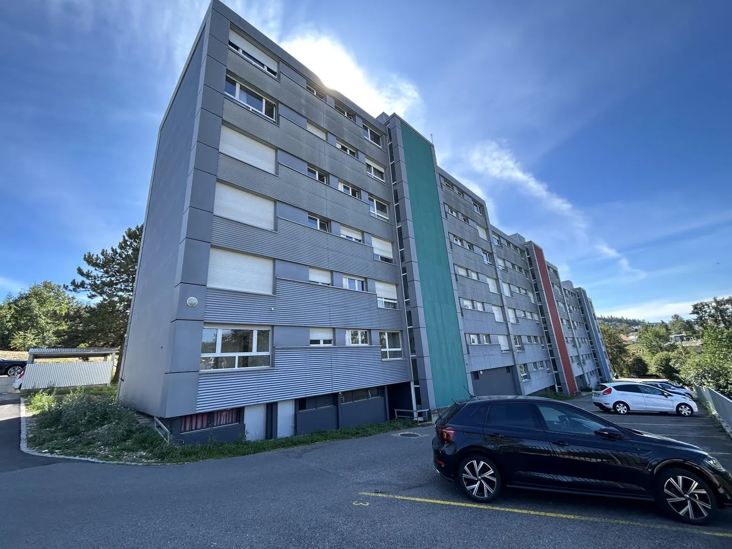 2 ROOMS WITH OUTDOOR PARKING SPACE - Photo 5 of 6