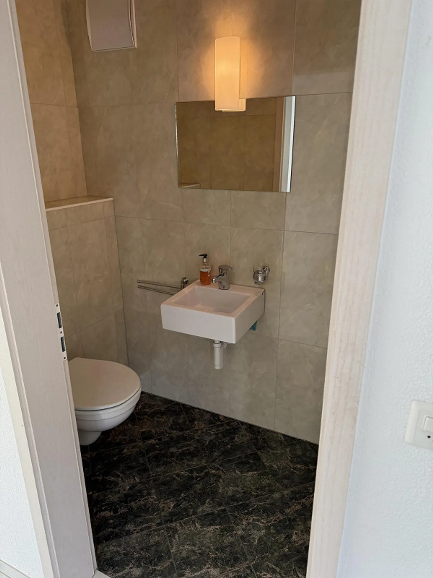 Ottimo appartamento di 3,5 locali a Chur - Foto 2 di 7