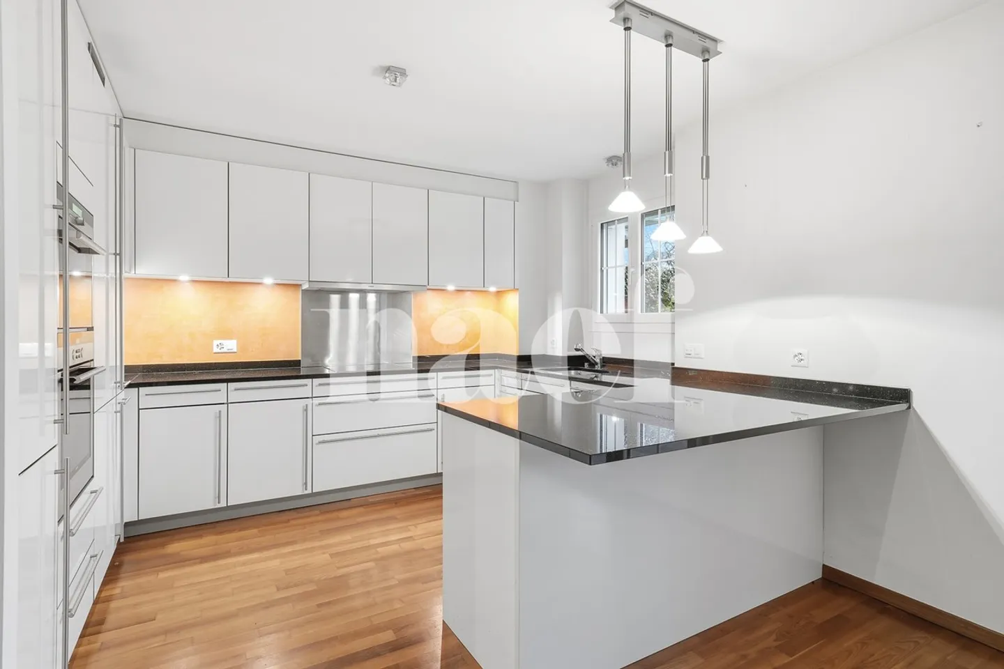 Esclusivo: Appartamento al piano terra - Foto 3 di 8