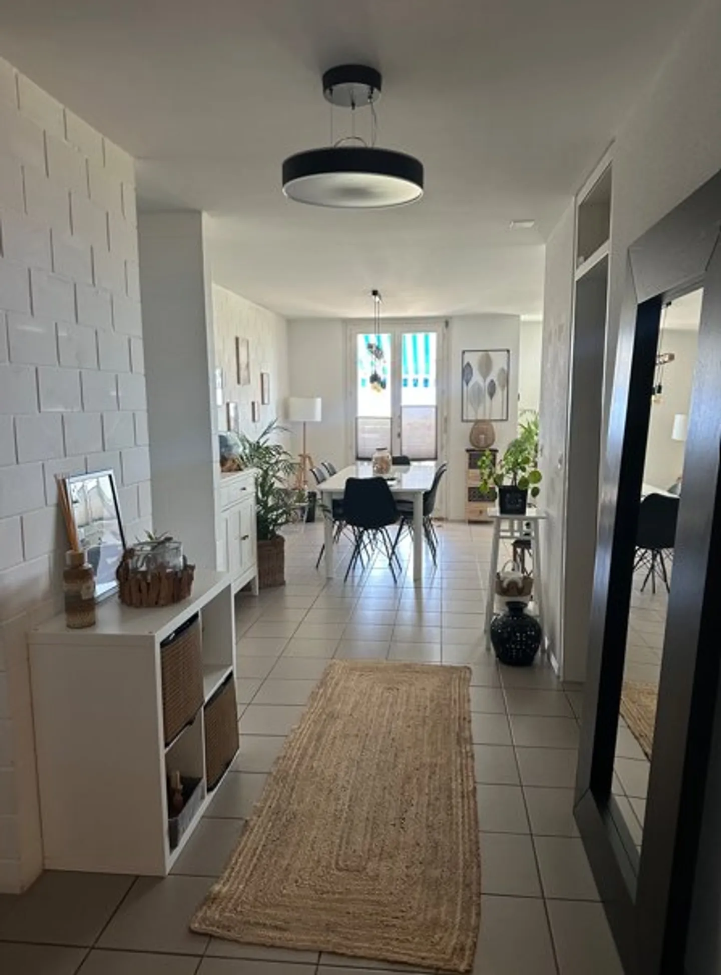 3.5 Room Apartment - Photo 7 of 12