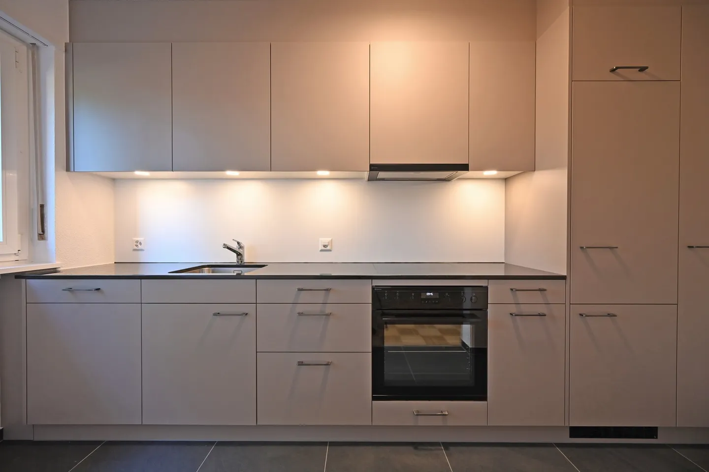 Appartamenti duplex di 5 stanze ristrutturati a Steinhölzli - Foto 2 di 13