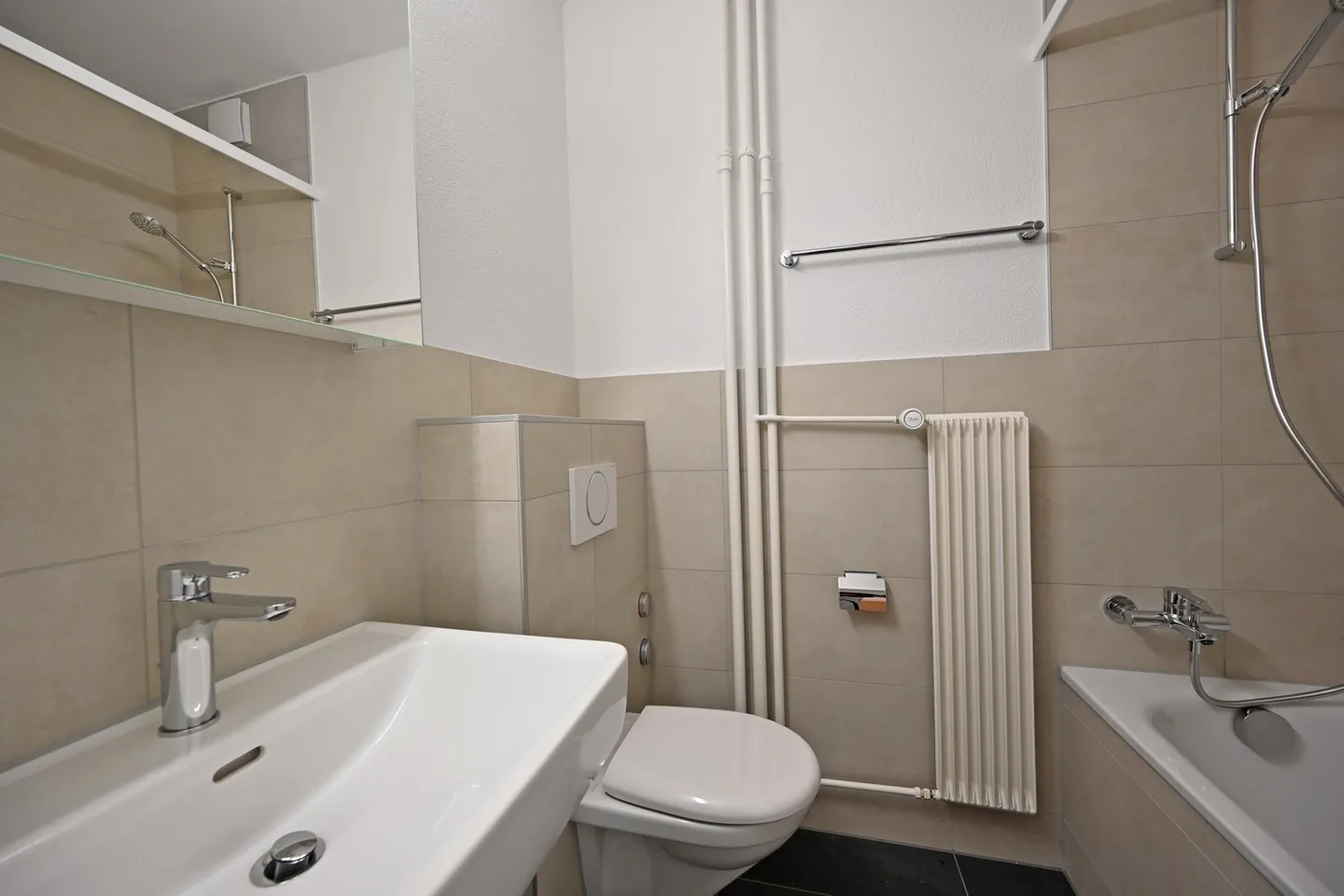 Appartamenti duplex di 5 stanze ristrutturati a Steinhölzli - Foto 5 di 13