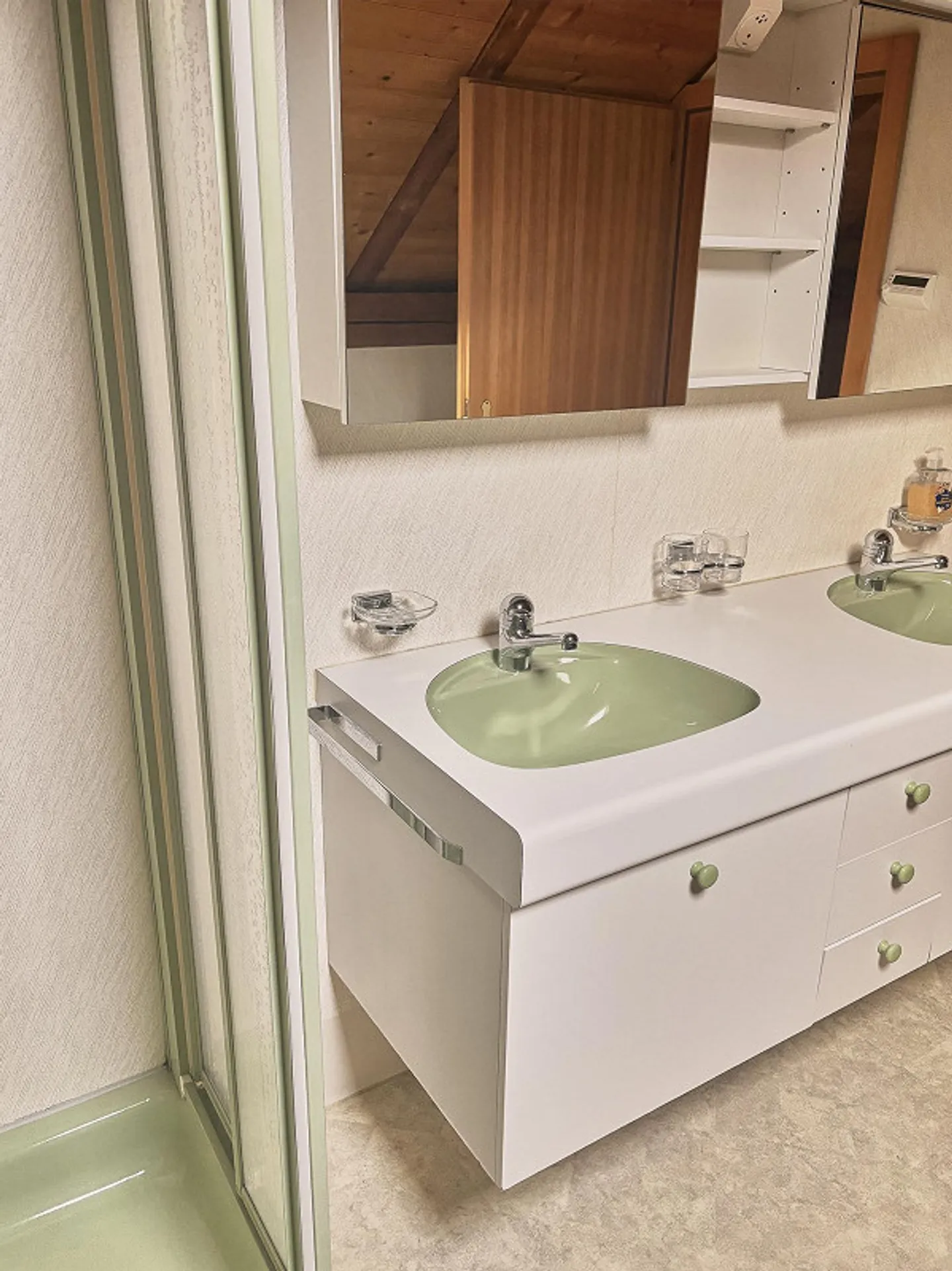 3-Familienhaus an zentraler Lage mit viel Potenzial - Foto 5 von 7