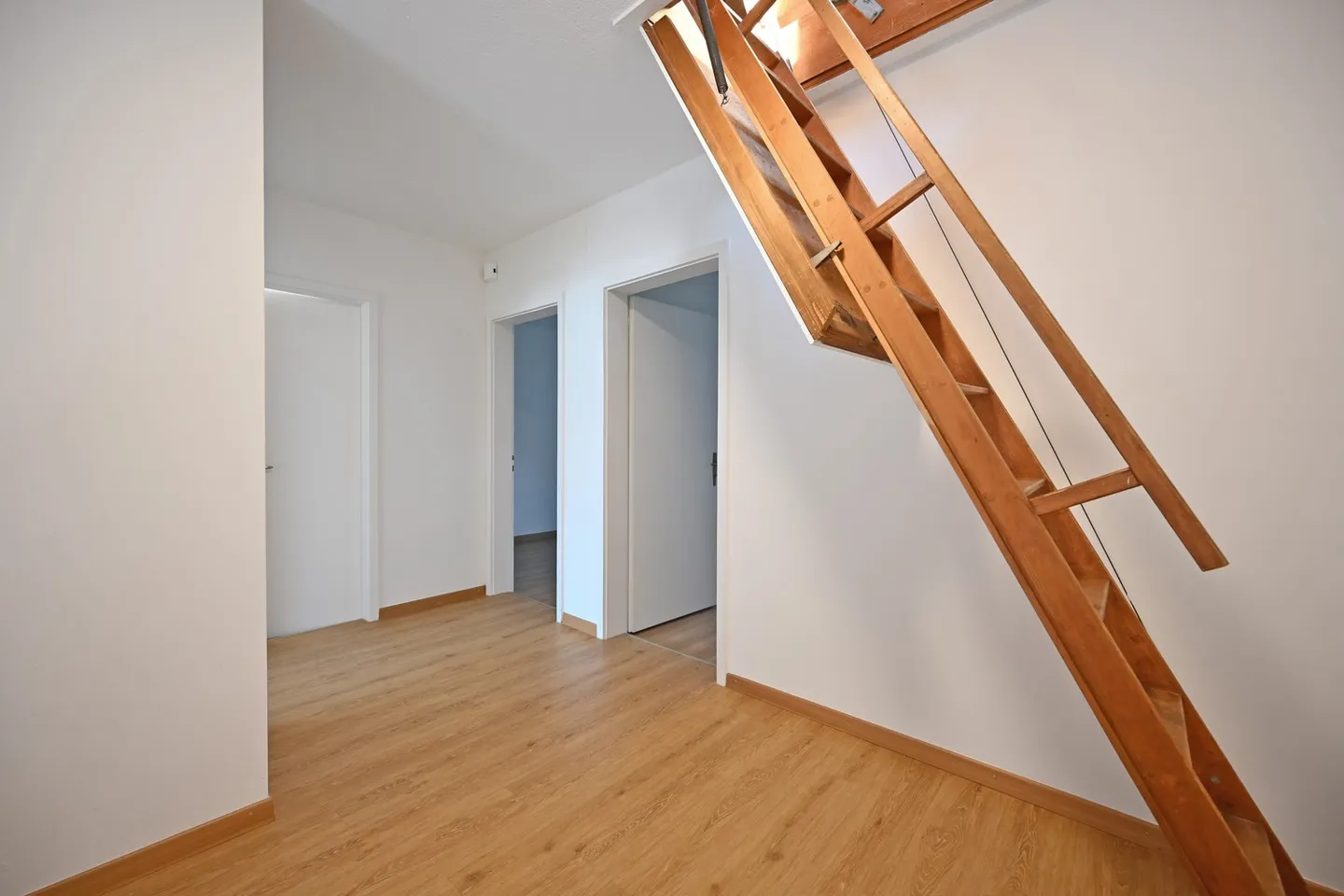 Appartamenti duplex di 5 stanze ristrutturati a Steinhölzli - Foto 12 di 13