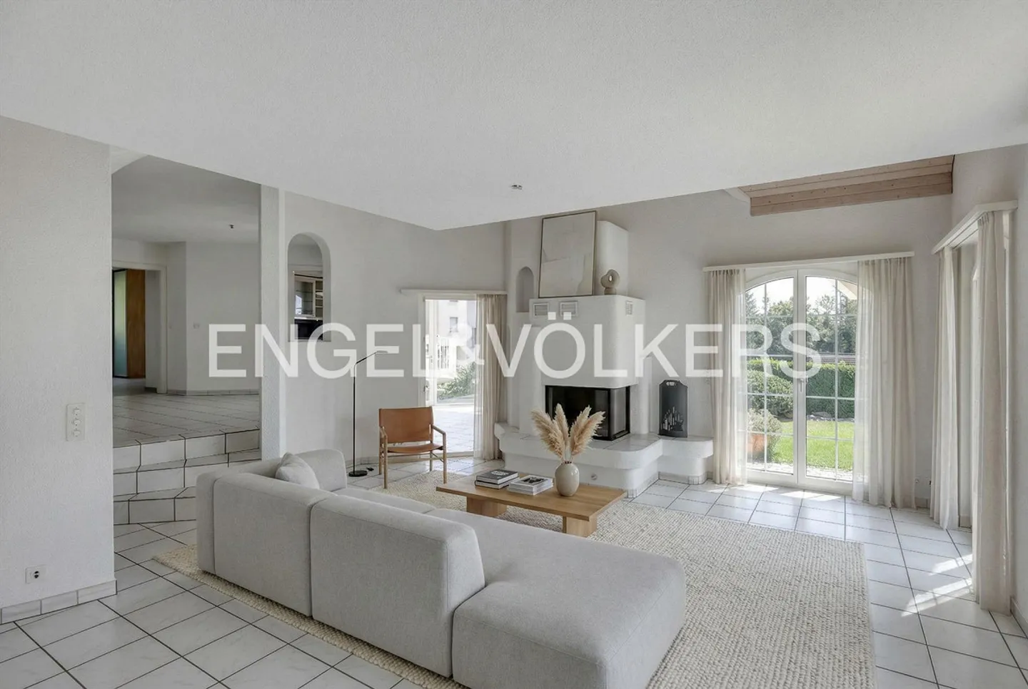 Luxuriöse Villa mit Atemberaubendem Blick - Foto 2 von 9