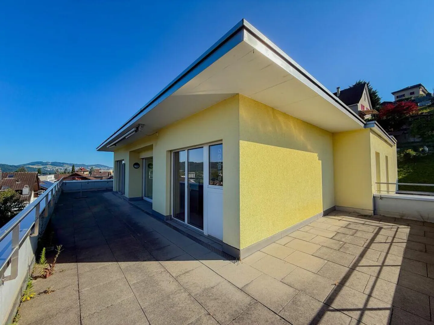 Penthouse Apartment with Panorama Terrace - Photo 2 of 9