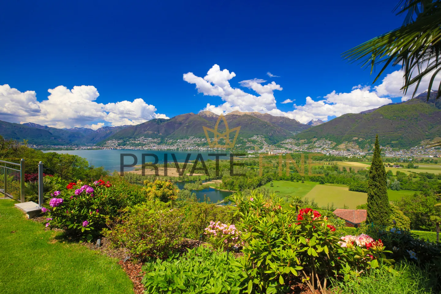 Holiday Villa - Hideaway with Large Pool and Stunning Lake View - Photo 7 of 31