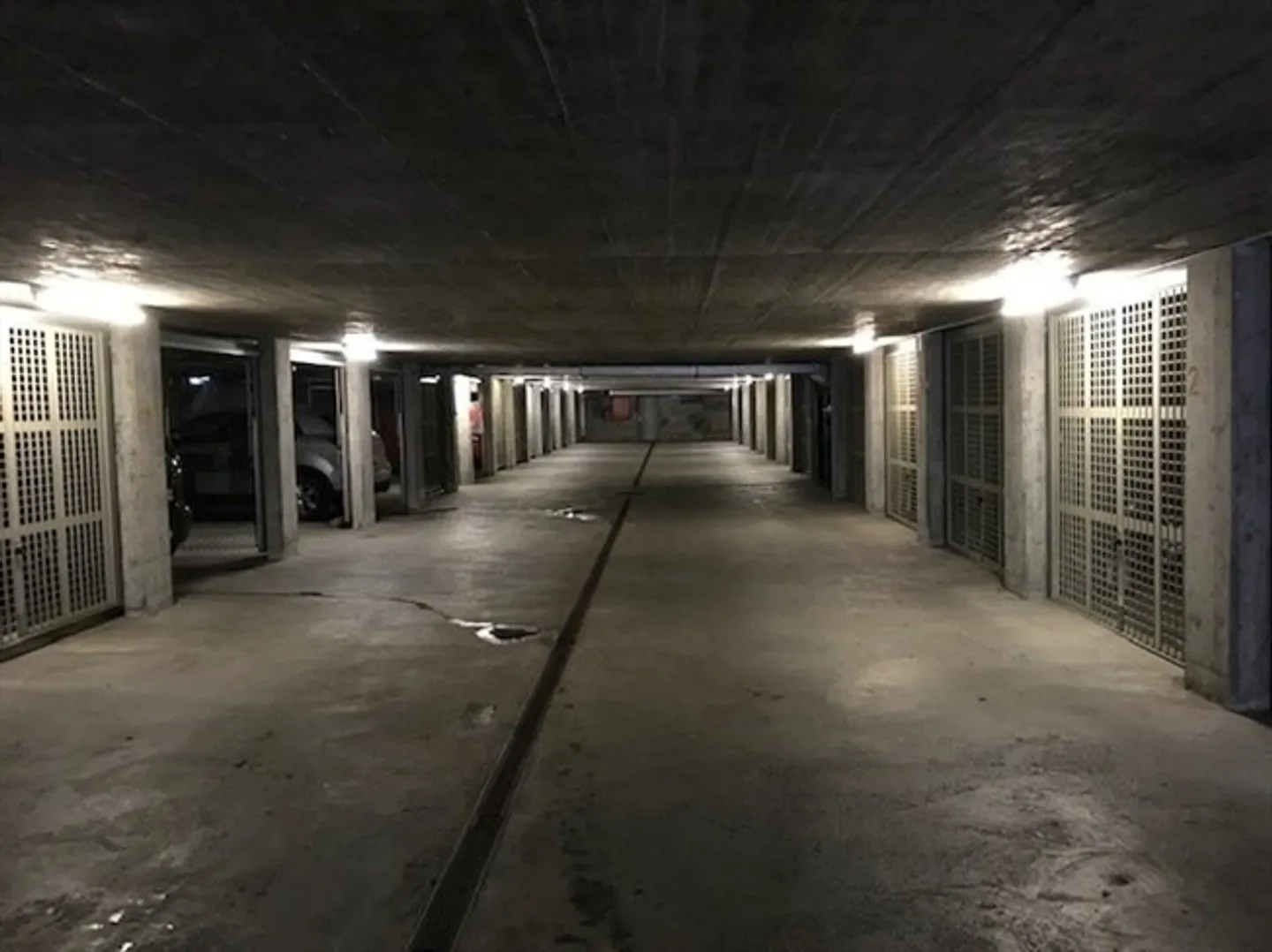 Vous cherchez une boîte de garage à Köniz - Photo 2 sur 2