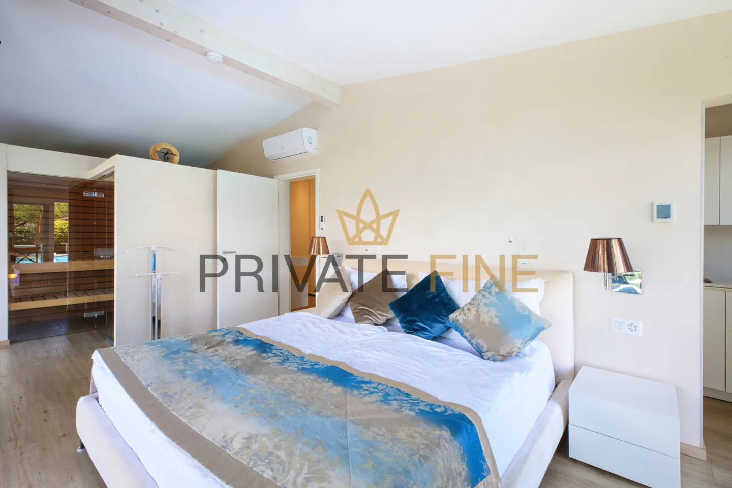 Holiday Villa - Hideaway with Large Pool and Stunning Lake View - Photo 15 of 31