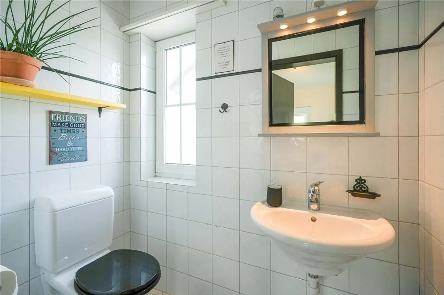 Geräumiges Familienhaus mit Aussicht - Foto 9 von 13