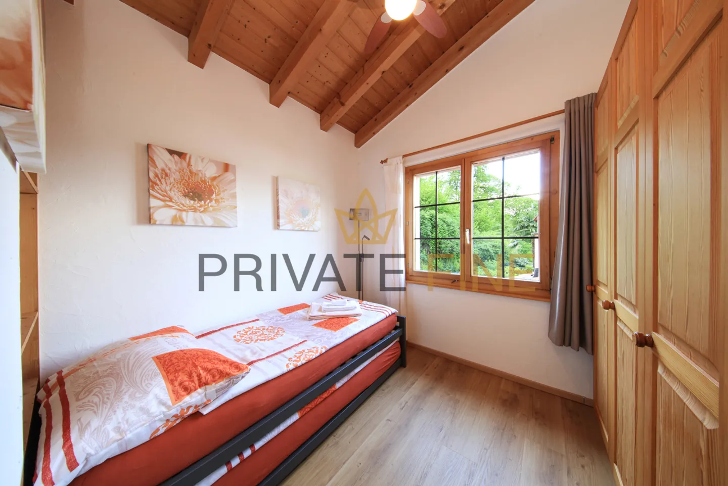 Holiday Villa - Hideaway with Large Pool and Stunning Lake View - Photo 19 of 31