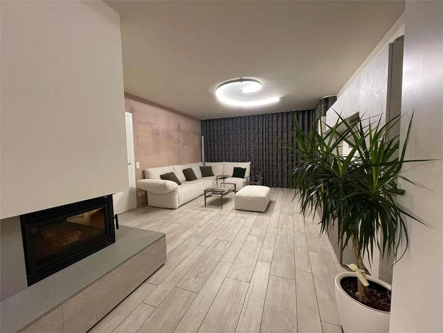 Modern apartment in Lugano with panoramic lake view - Photo 8 of 13